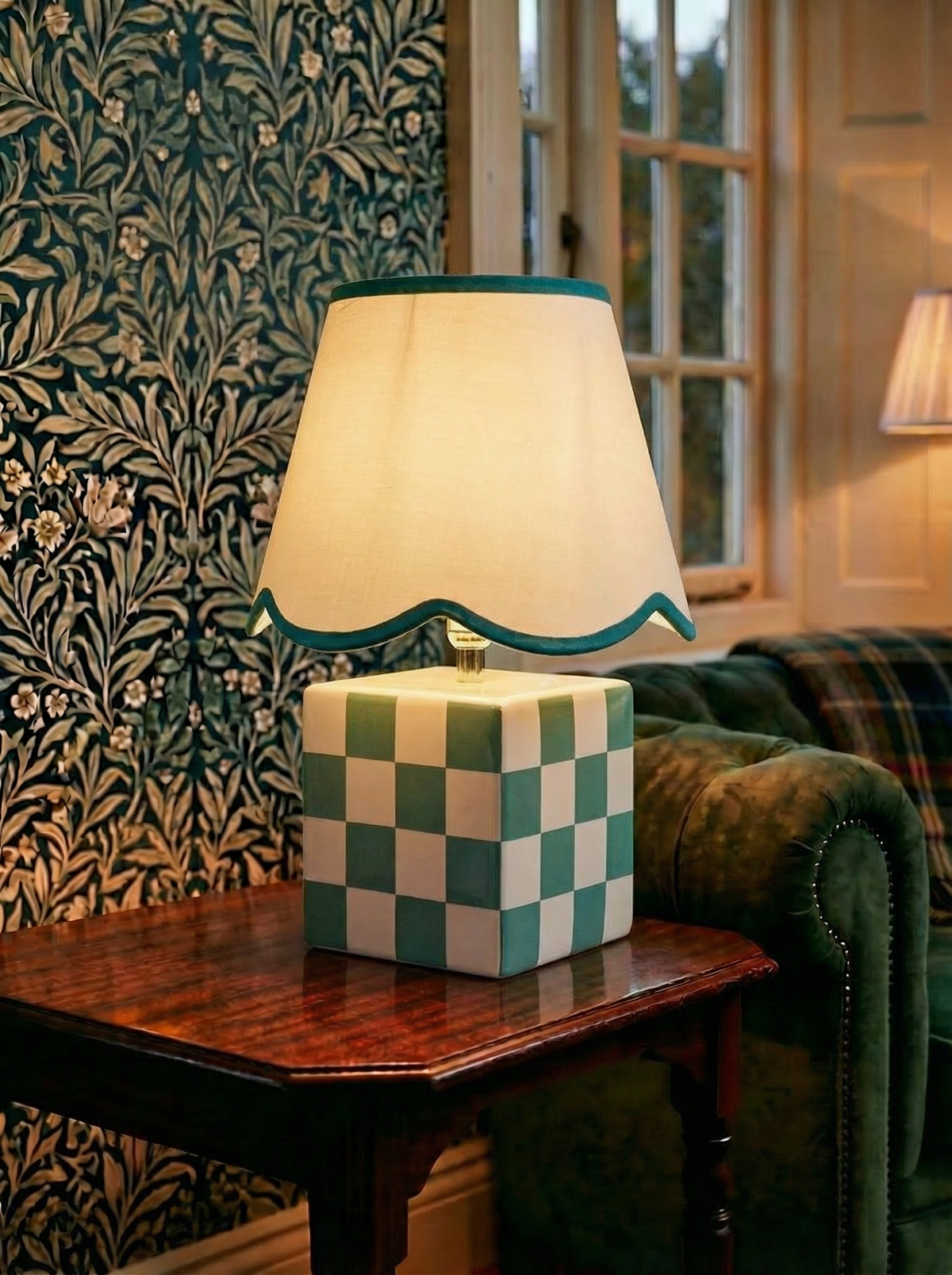 Grid Table Lamp
